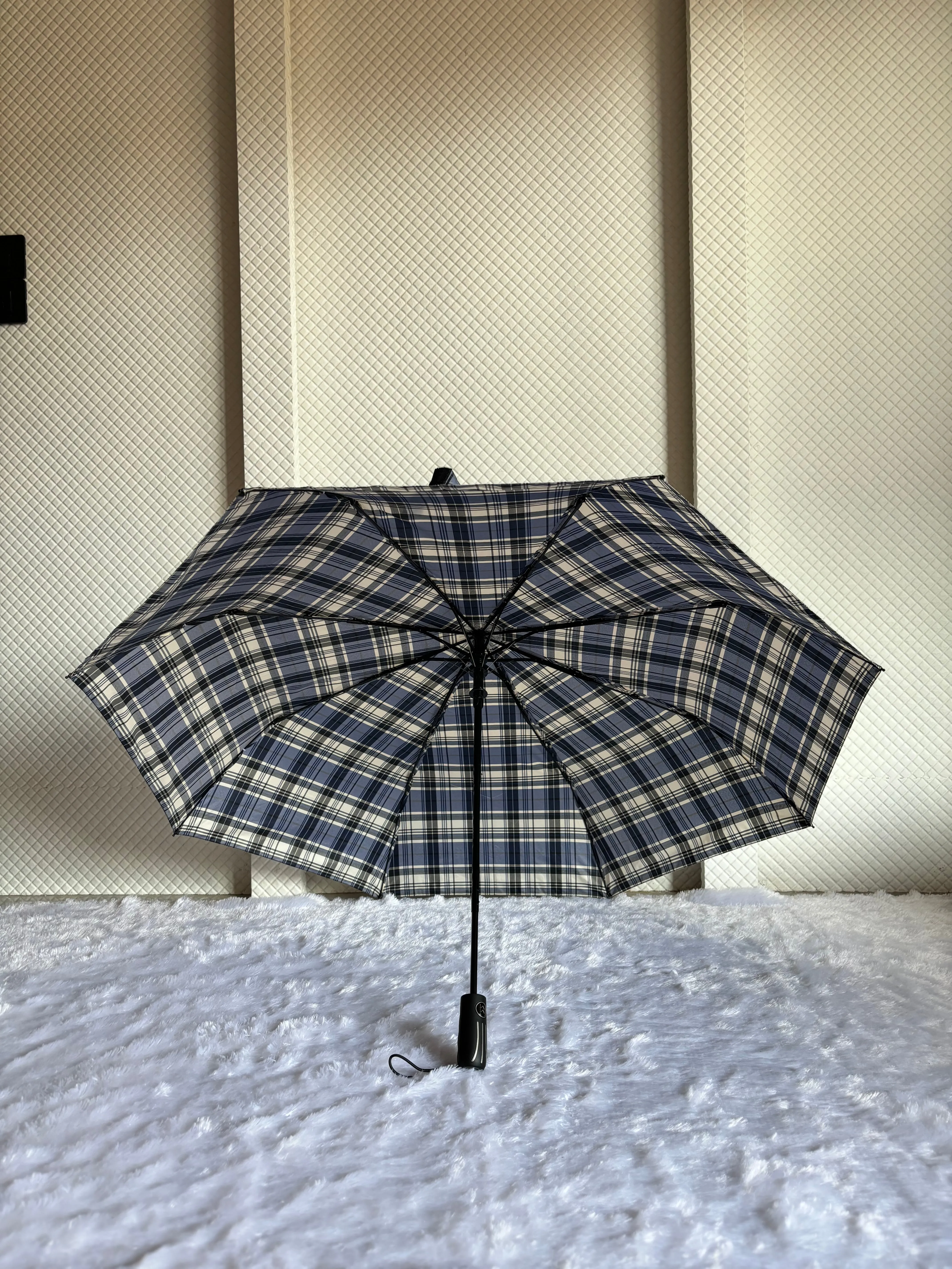 Jainsons Rain-Check 3 Fold Jumbo Umbrella | Checks Print | Bage