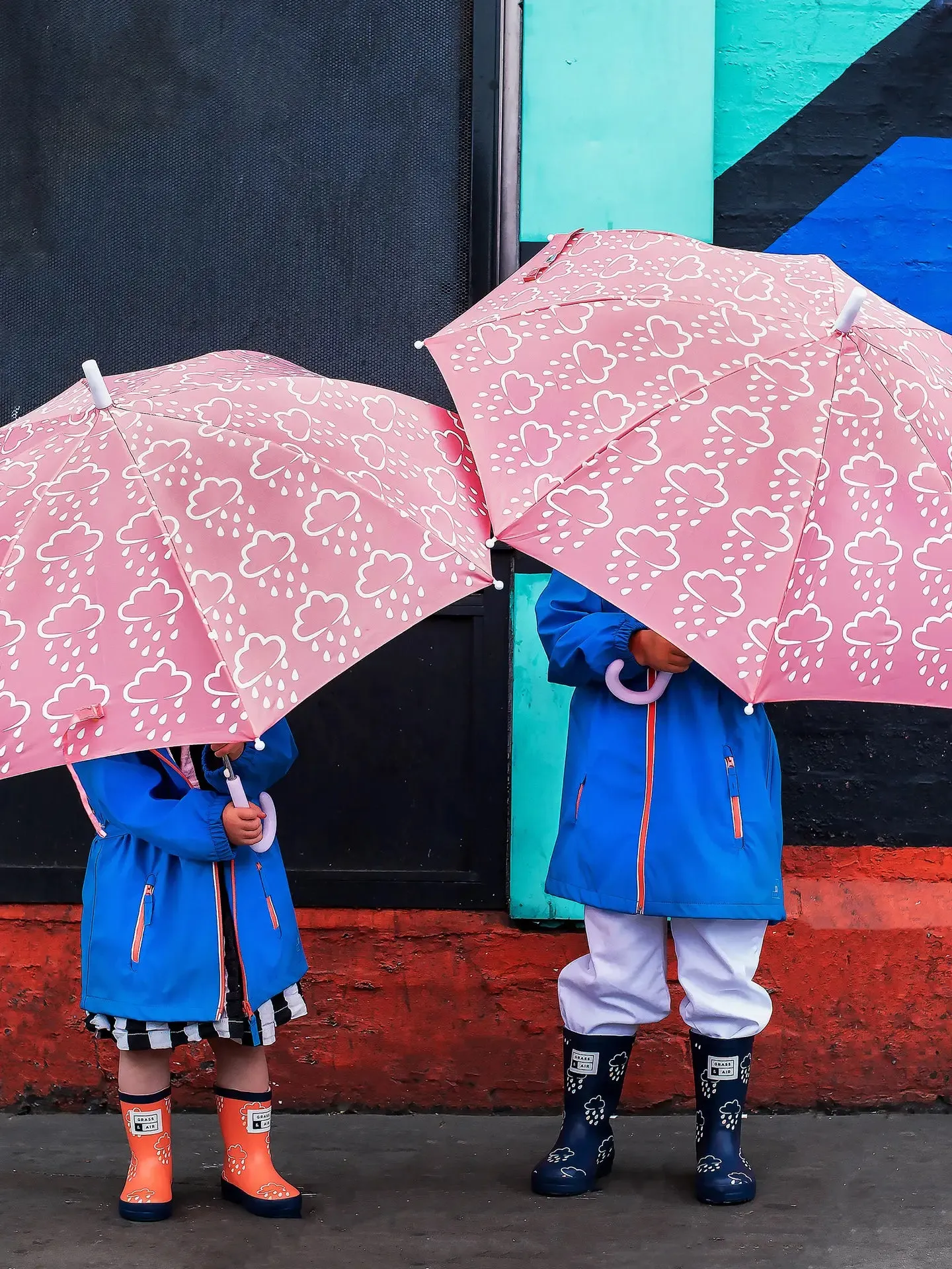 Little Kids Color-Revealing Umbrella