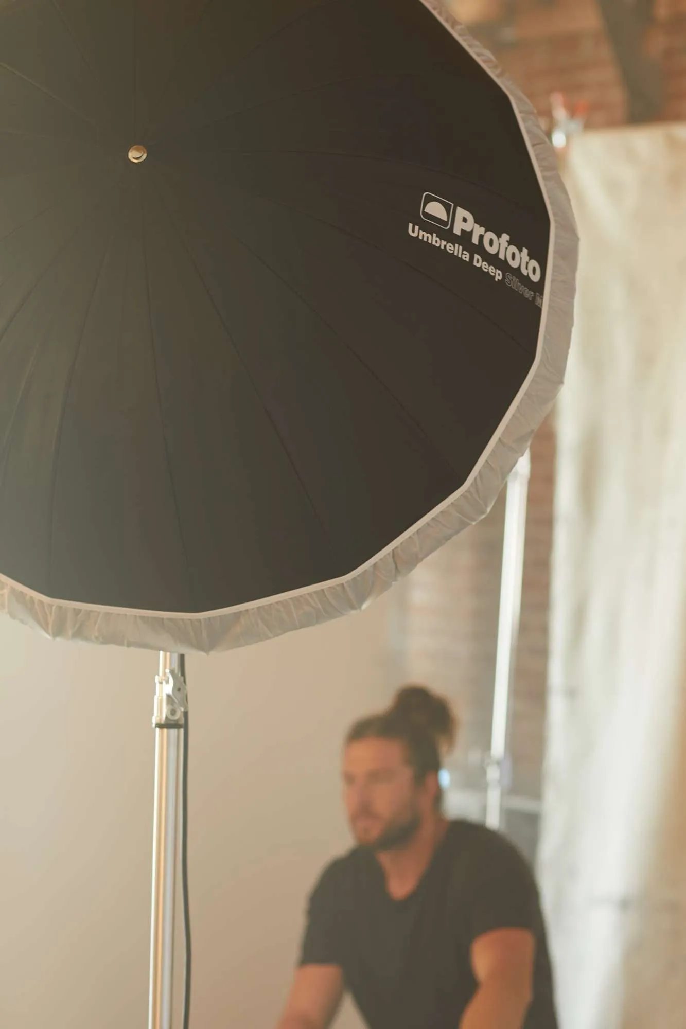 Profoto Umbrella Deep Silver L (130cm/51")
